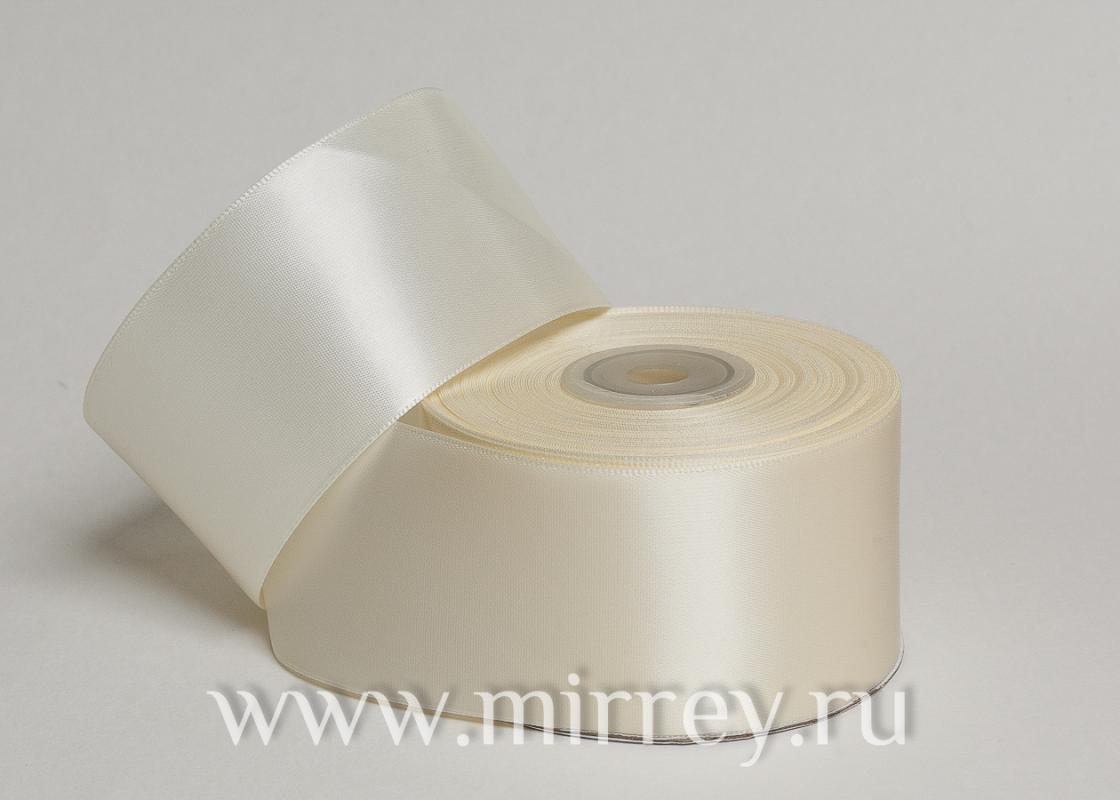 Лента Атлас Молочный 2,5см*22,86м